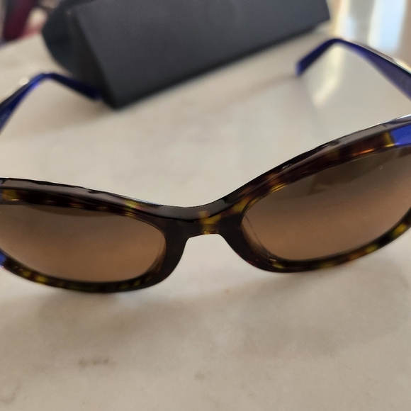 Maui Jim's like new - Picture 4 of 5